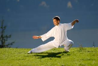http://www.naturalstressreliefguide.com/image-files/tai_chi_pose.jpg